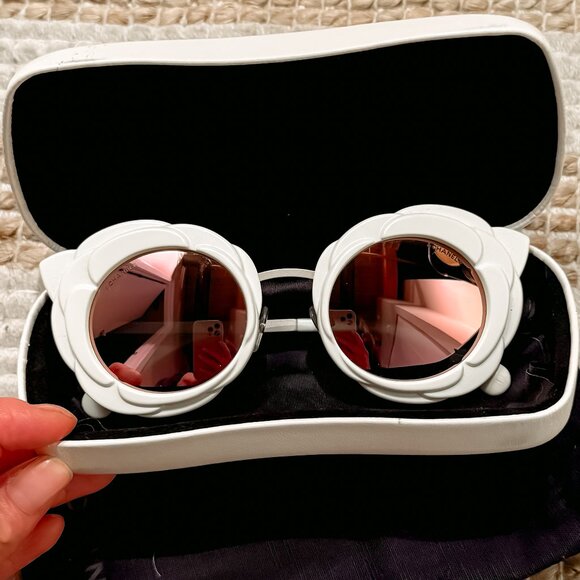 BRAND NEW in BOX CHANEL Camellia Sunglasses - White main image 8